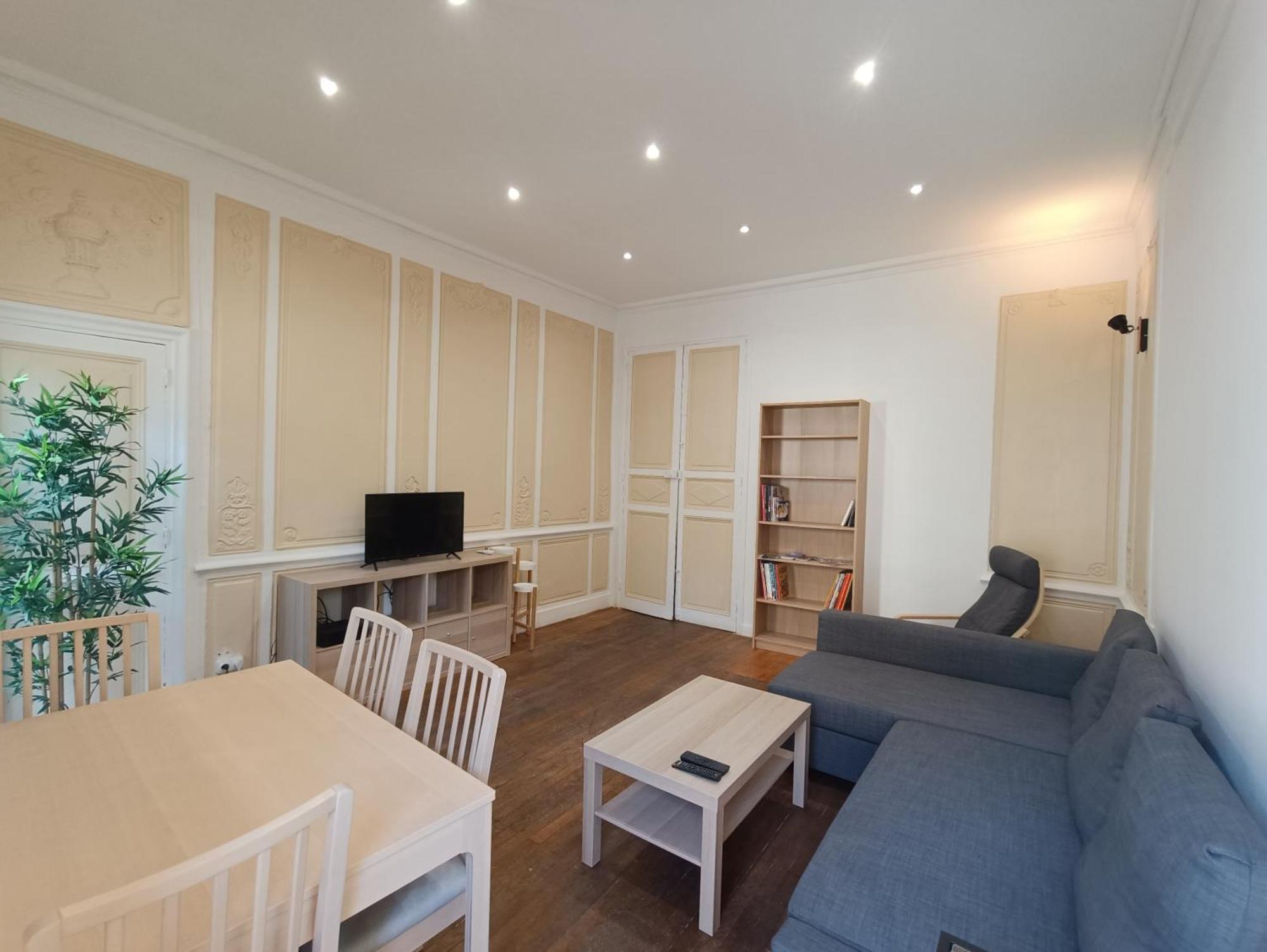 Appartements Et Studio Renoves En 2022, Intra Muros Avignon Bagian luar foto